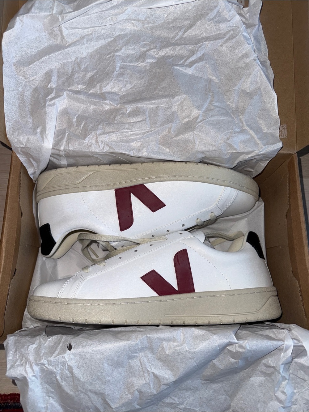 Veja Men's White Sneakers with Burgundy 'V' Logo
